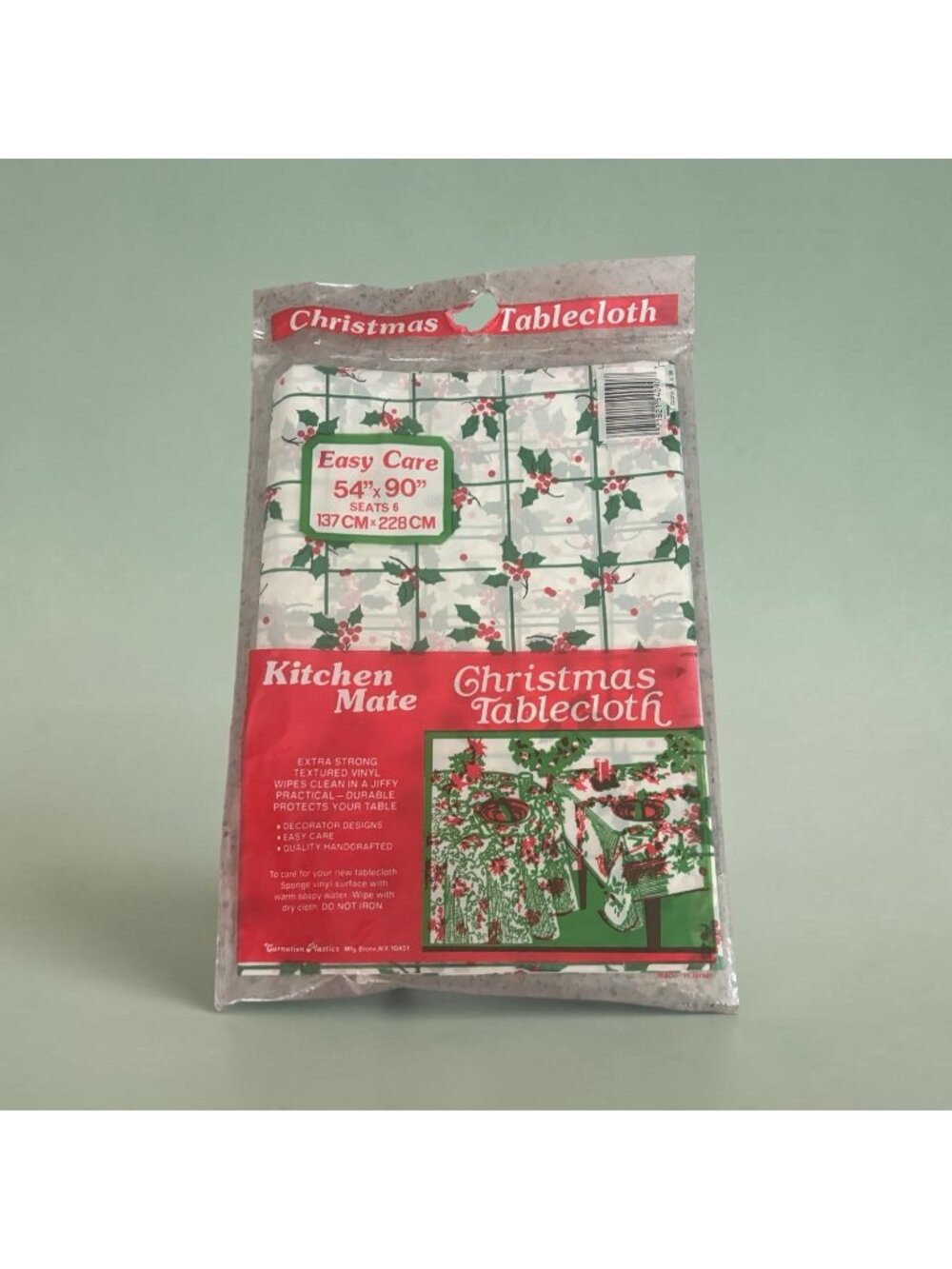 New Vintage Christmas Plastic Vinyl Tablecloth 54" X 9 Kitchen Mate NOS holiday